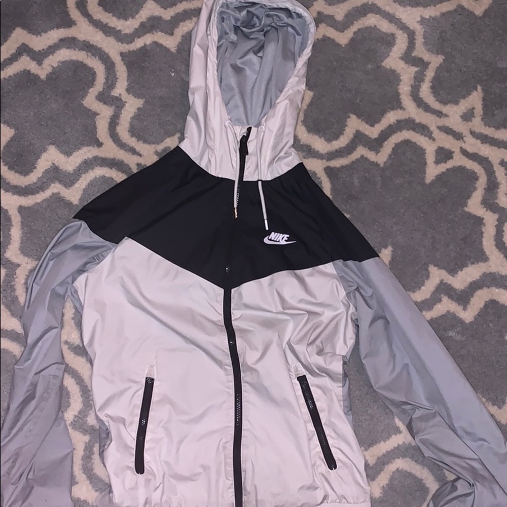 Nike windbreaker